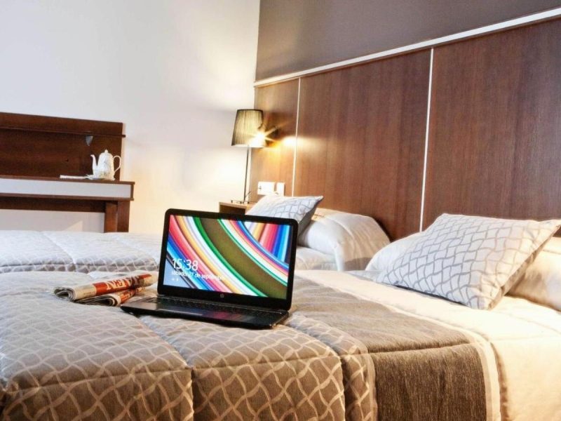 hospedium-hotel-plaza-manjon-habitacion-doble-deluxe-3